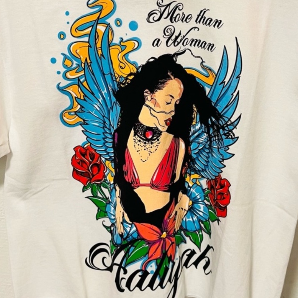 •Aaliyah More than a Woman•Graphic Crop Top Crew Neck T-Shirt - Picture 1 of 3